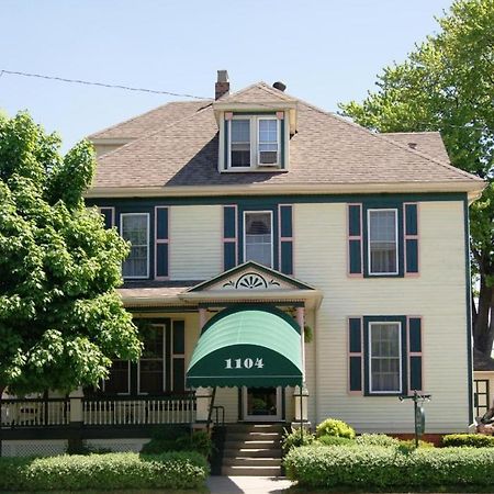 Ye Olde Walkerville Bed&Breakfast Windsor Eksteriør billede