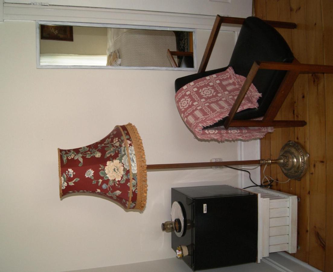 Ye Olde Walkerville Bed&Breakfast Windsor Eksteriør billede