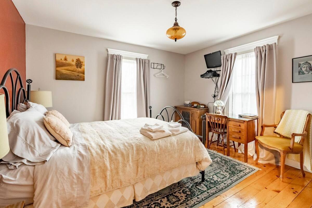 Ye Olde Walkerville Bed&Breakfast Windsor Eksteriør billede