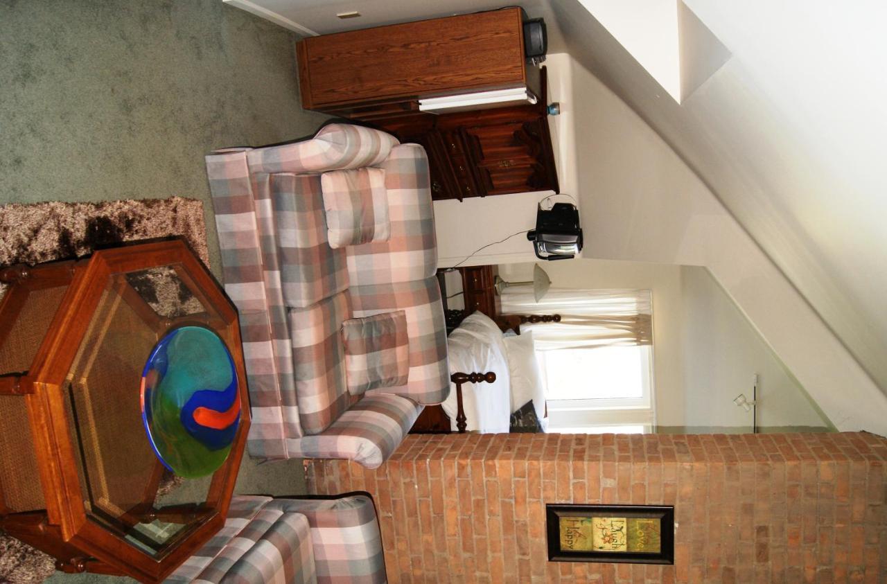Ye Olde Walkerville Bed&Breakfast Windsor Eksteriør billede