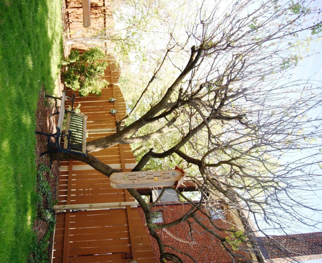 Ye Olde Walkerville Bed&Breakfast Windsor Eksteriør billede