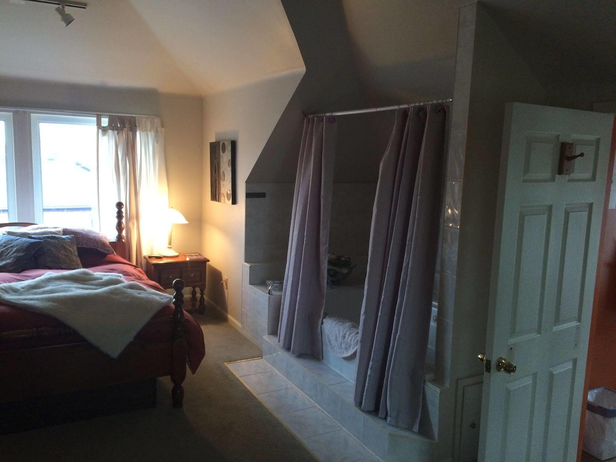 Ye Olde Walkerville Bed&Breakfast Windsor Eksteriør billede
