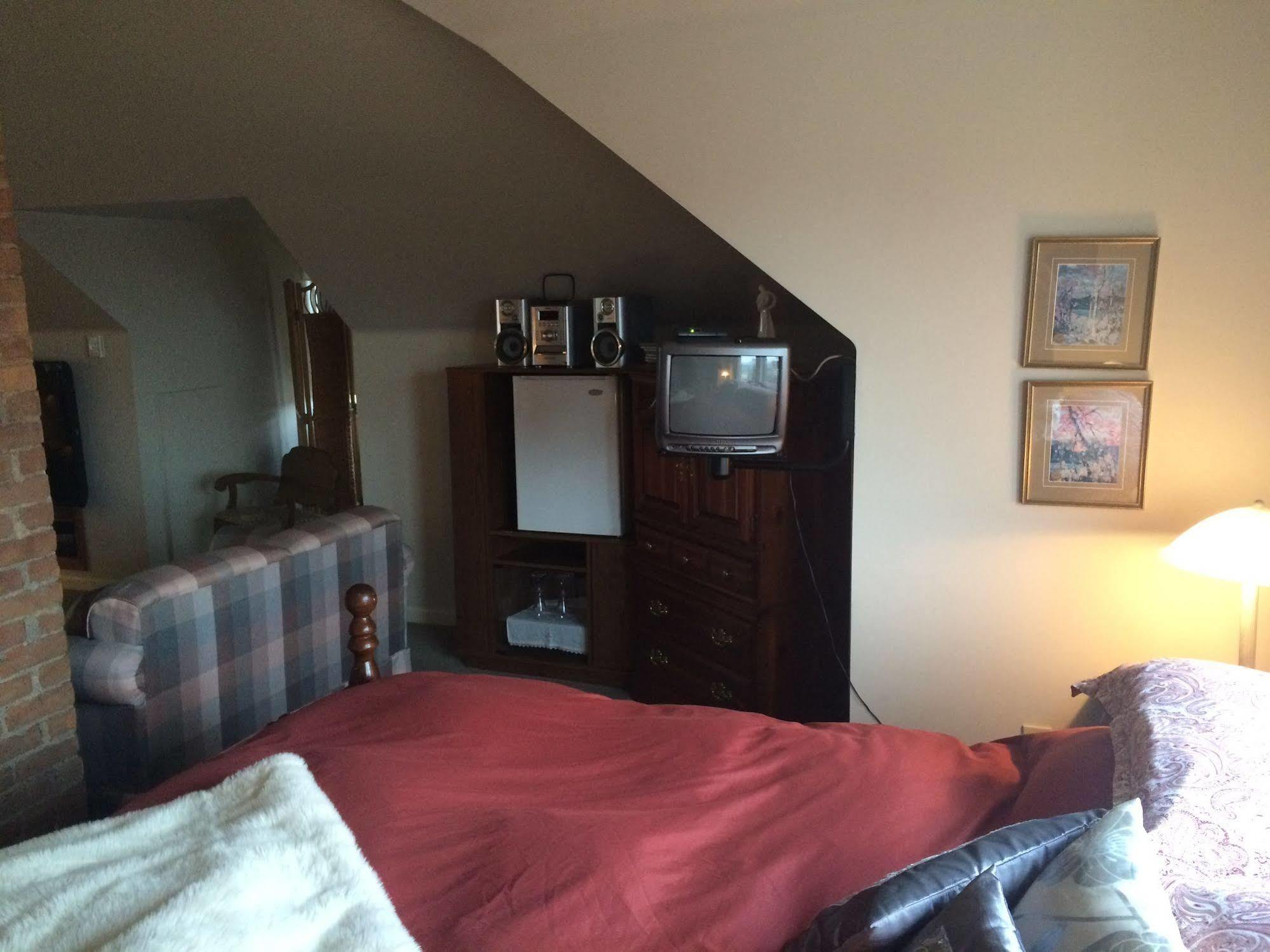 Ye Olde Walkerville Bed&Breakfast Windsor Eksteriør billede